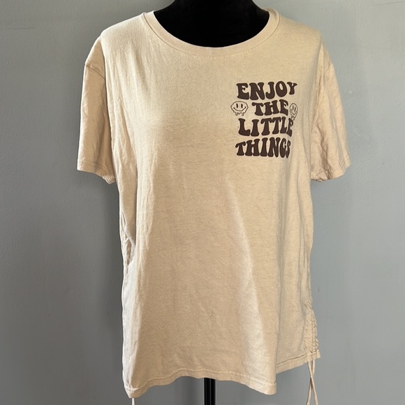 On Fire Enjoy the Little Things Smiley Face Tee Shirt - Picture 5 of 7